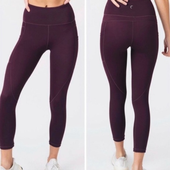 ZYIA Pants - Zyia Purple Plum High Rise Light N Tight Pocket Crop Cropped Leggings 6-8